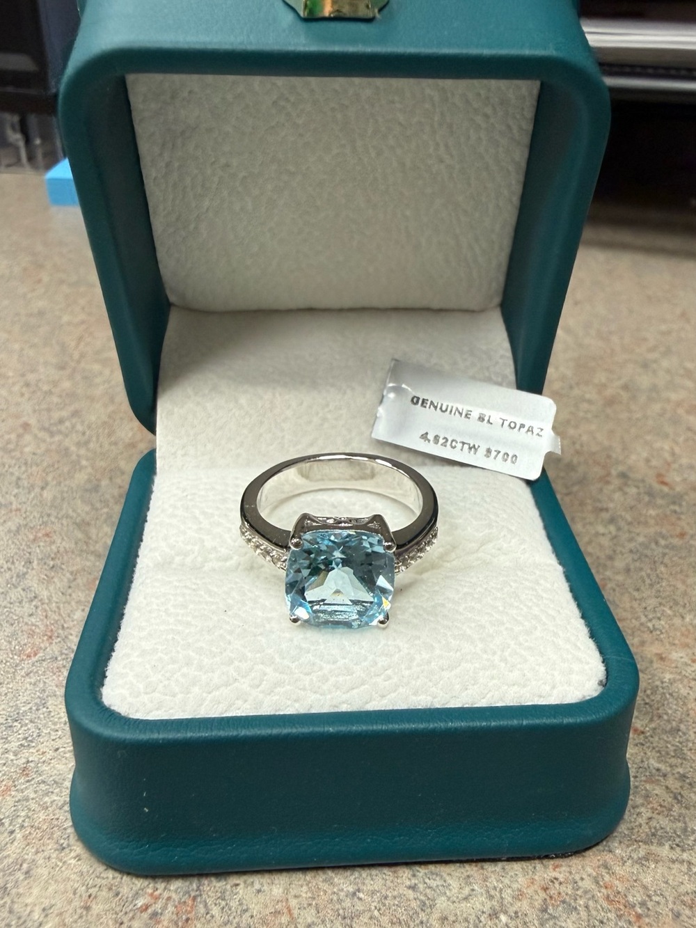 Genuine 4.62ctw blue topaz sterling silver ring , new with tag , size 7 - Picture 6 of 8